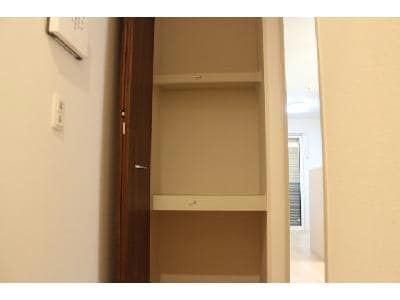  アール・オッツ