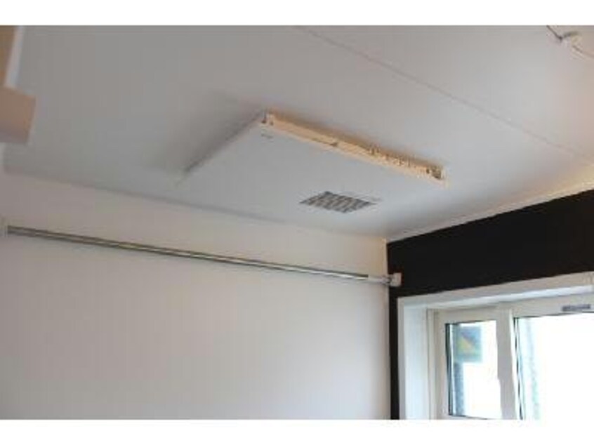  アール・オッツ