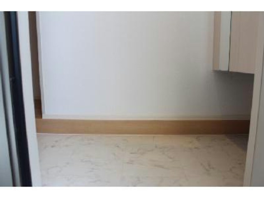  アール・オッツ