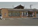 セブンイレブン碧南日進町2丁目店(コンビニ)まで599m フィオーレカスミⅡ