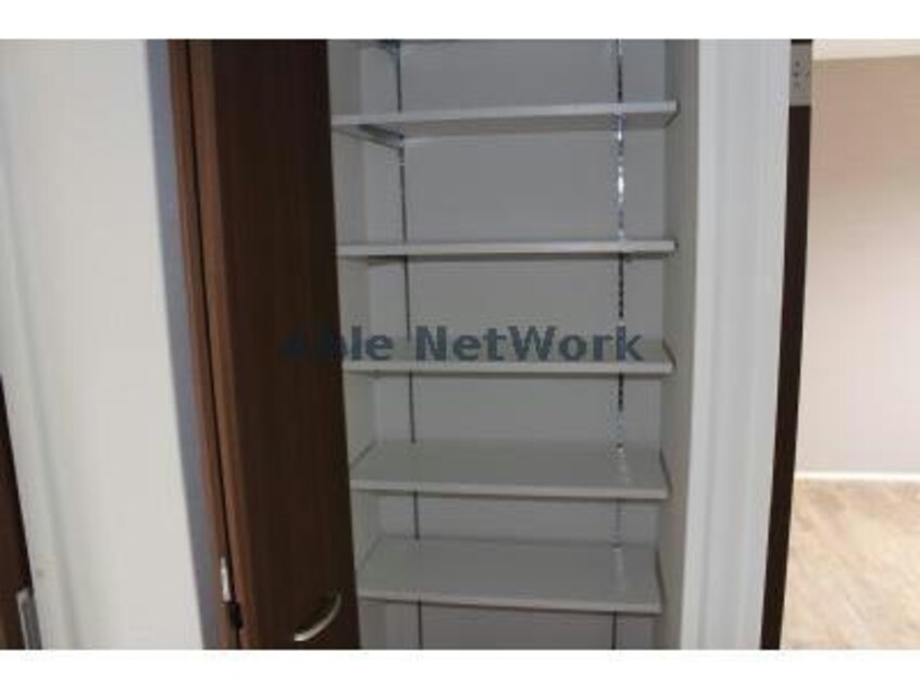 302 エル　ブルック