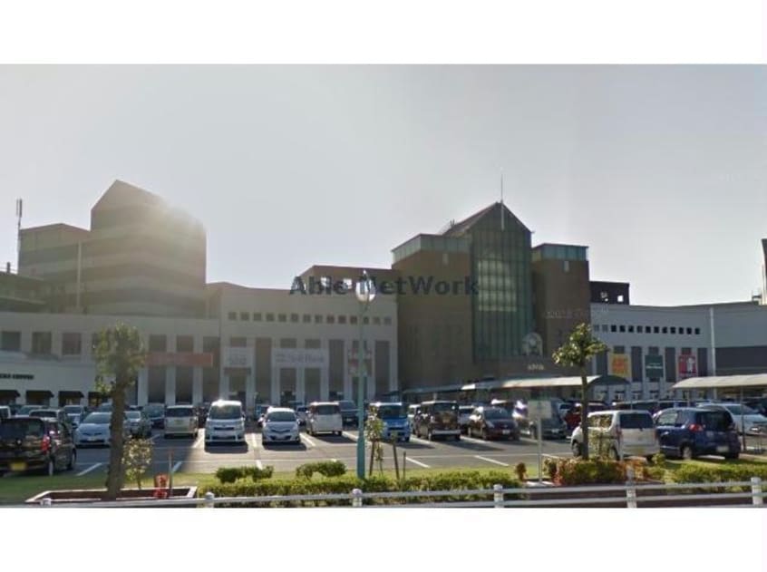 マックハウスギャラリエアピタ知立店(ショッピングセンター/アウトレットモール)まで2698m Ｋ・Ｒ・Ｔ