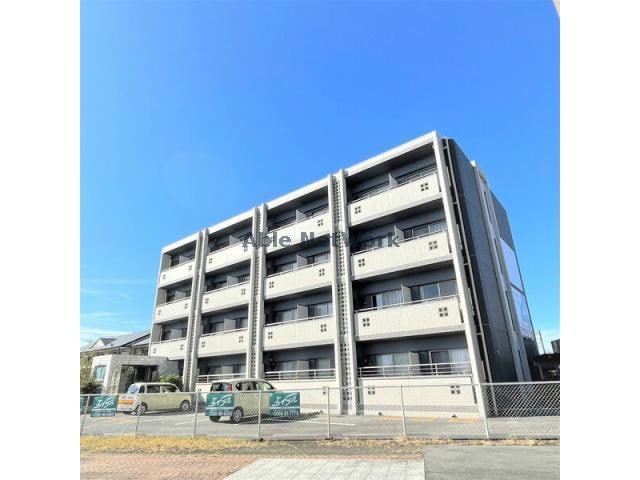  ノーブルスクエア