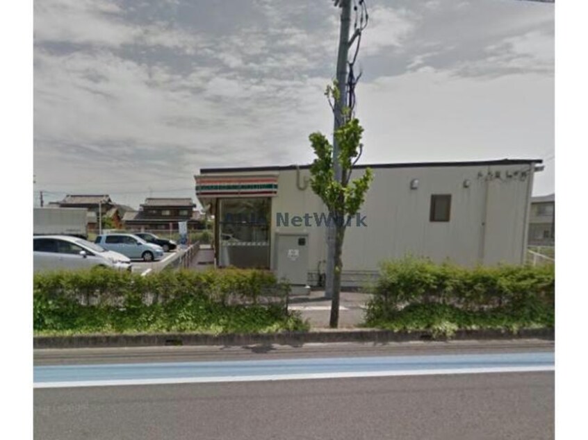 セブンイレブン安城デンパーク東店(コンビニ)まで1181m 名鉄西尾線/堀内公園駅 徒歩42分 3階 築20年