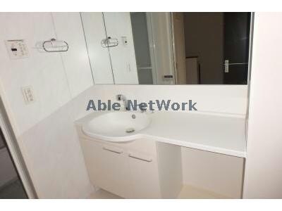 1 エムグランデ　A棟