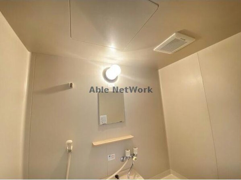 同型 エブリワン西棟