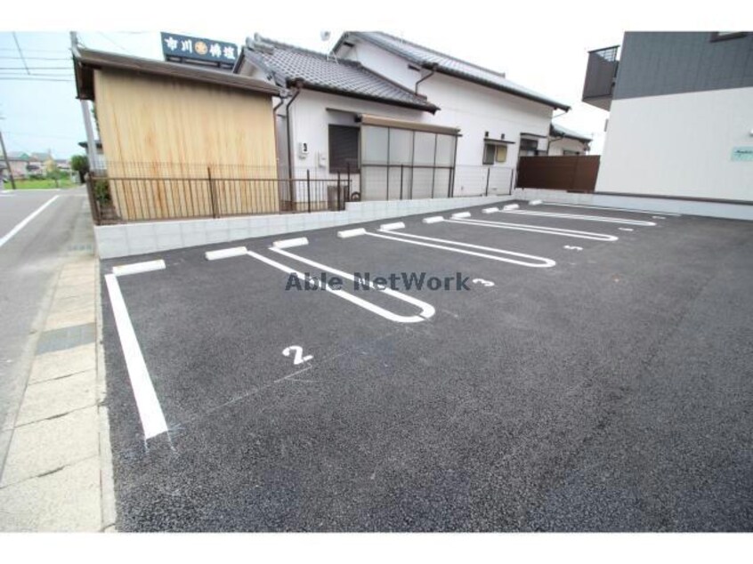  フォーブル小針