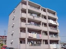第二マンション鈴木A棟の外観