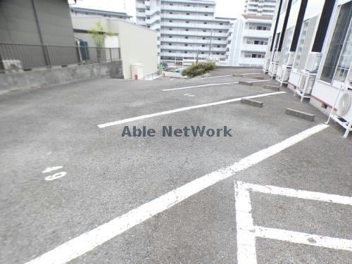  クレストコートＣ