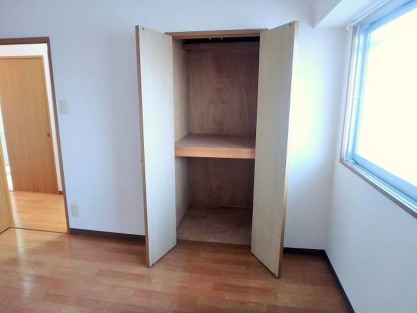 401 メゾンサルビア