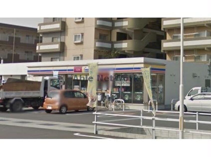 ミニストップ岡崎矢作南店(コンビニ)まで739m デフィー川原Ａ