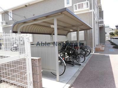  エスターテ　アイリス　Ｂ