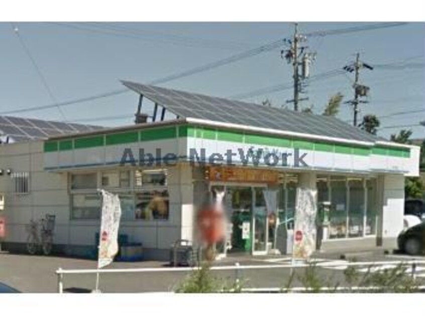 ファミリーマート小垣江西店(コンビニ)まで480m パレスカモメ