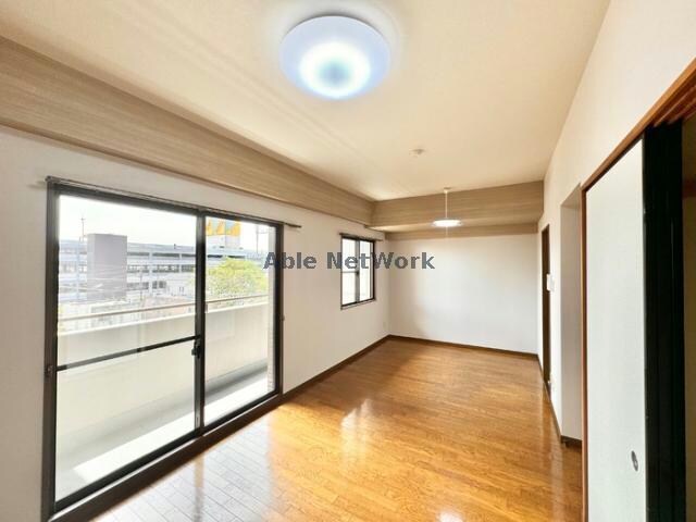  ジャルダン桜町