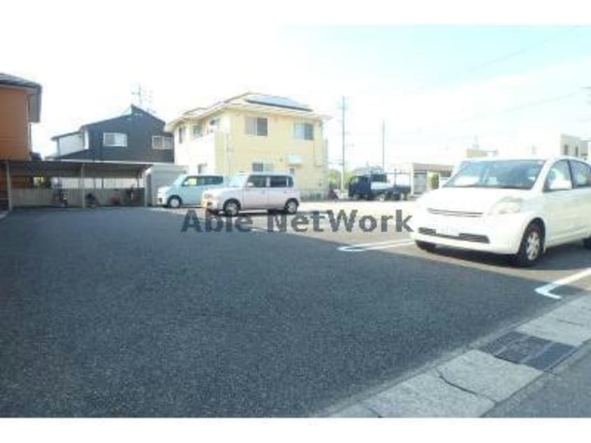  ファミール二池