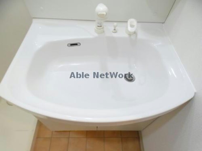 305 クローバー神明