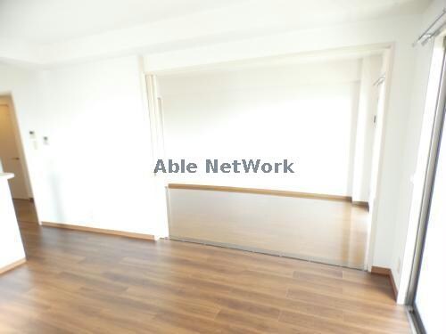 305 クローバー神明