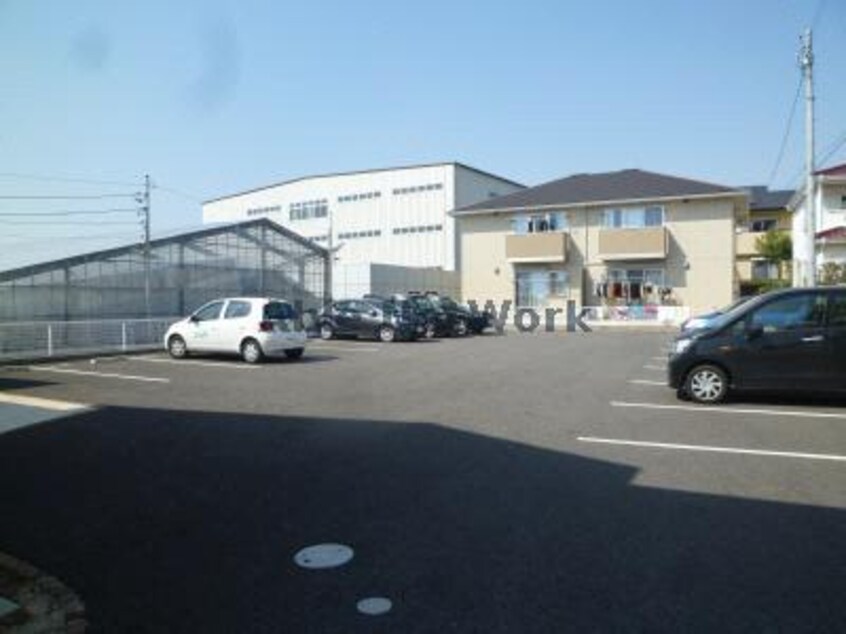  カーミー・芳川　Ｂ棟