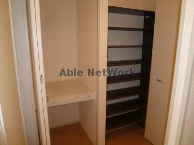 収納 カーミー・芳川　Ｂ棟