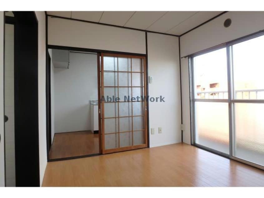 洋室　503 サンハイツ