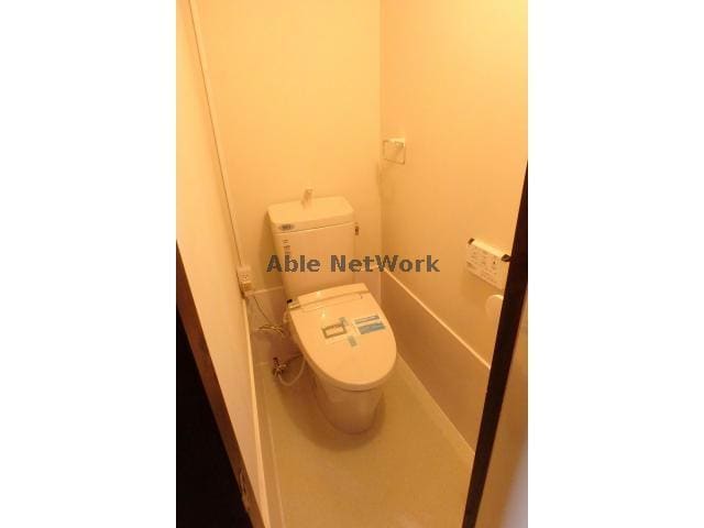 温水洗浄便座　503 サンハイツ