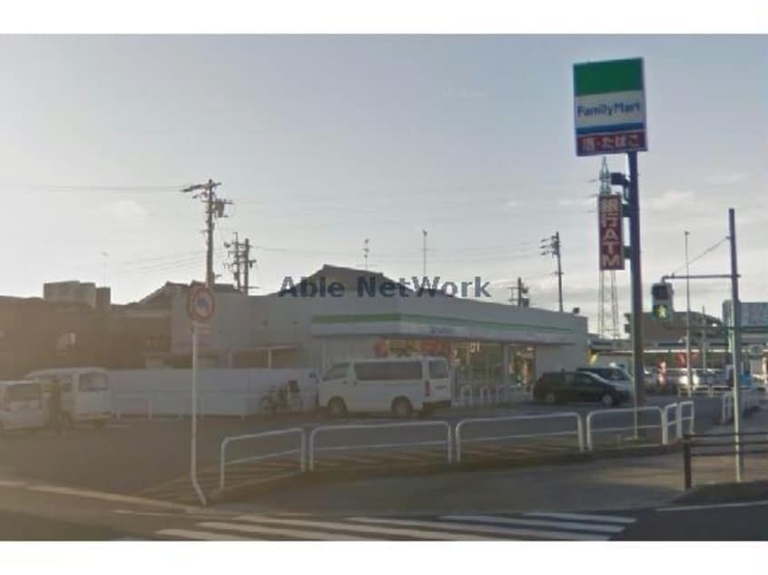 ファミリーマート矢作小河原店(コンビニ)まで731m YS4739