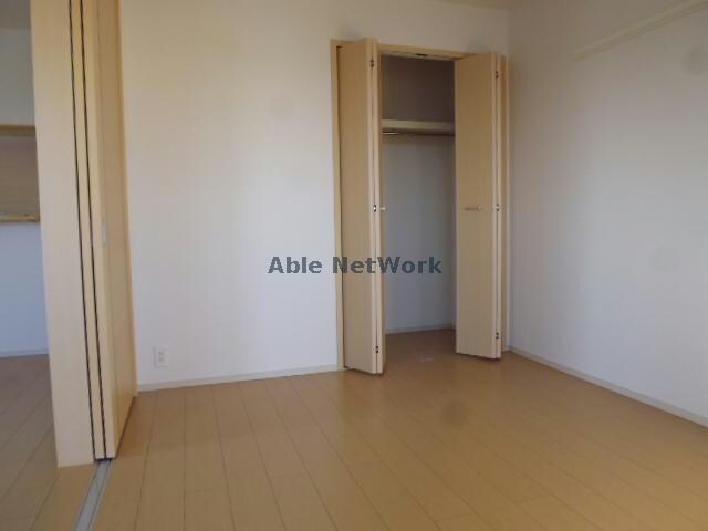 205号室 セロシア　雨池