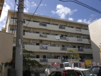 山入端マンション