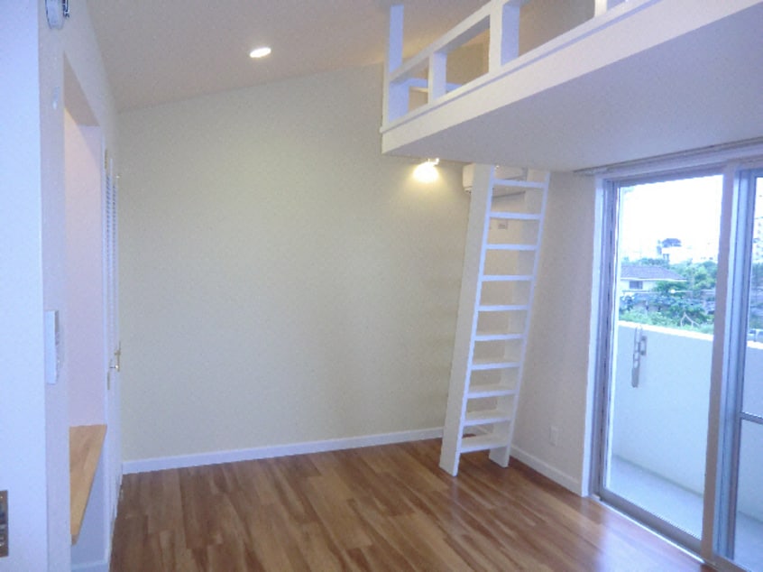 洋室･はしご･ロフト Stella court