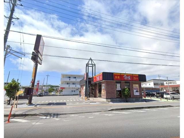 すき家うるま安慶名店(その他飲食（ファミレスなど）)まで141m Stella court