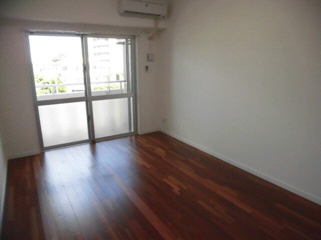  トーマス比屋根Ⅱ