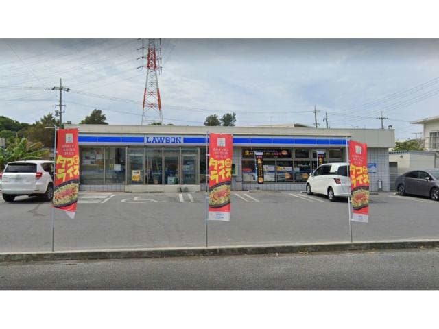 ローソンうるま田場小学校前店(コンビニ)まで403m カーサ・フォレスト