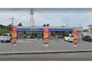 ローソンうるま田場小学校前店(コンビニ)まで403m カーサ・フォレスト