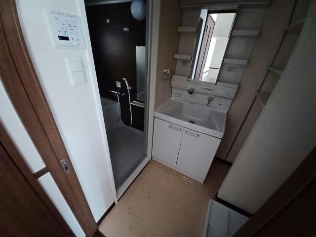 写真は別号室 フリーデン