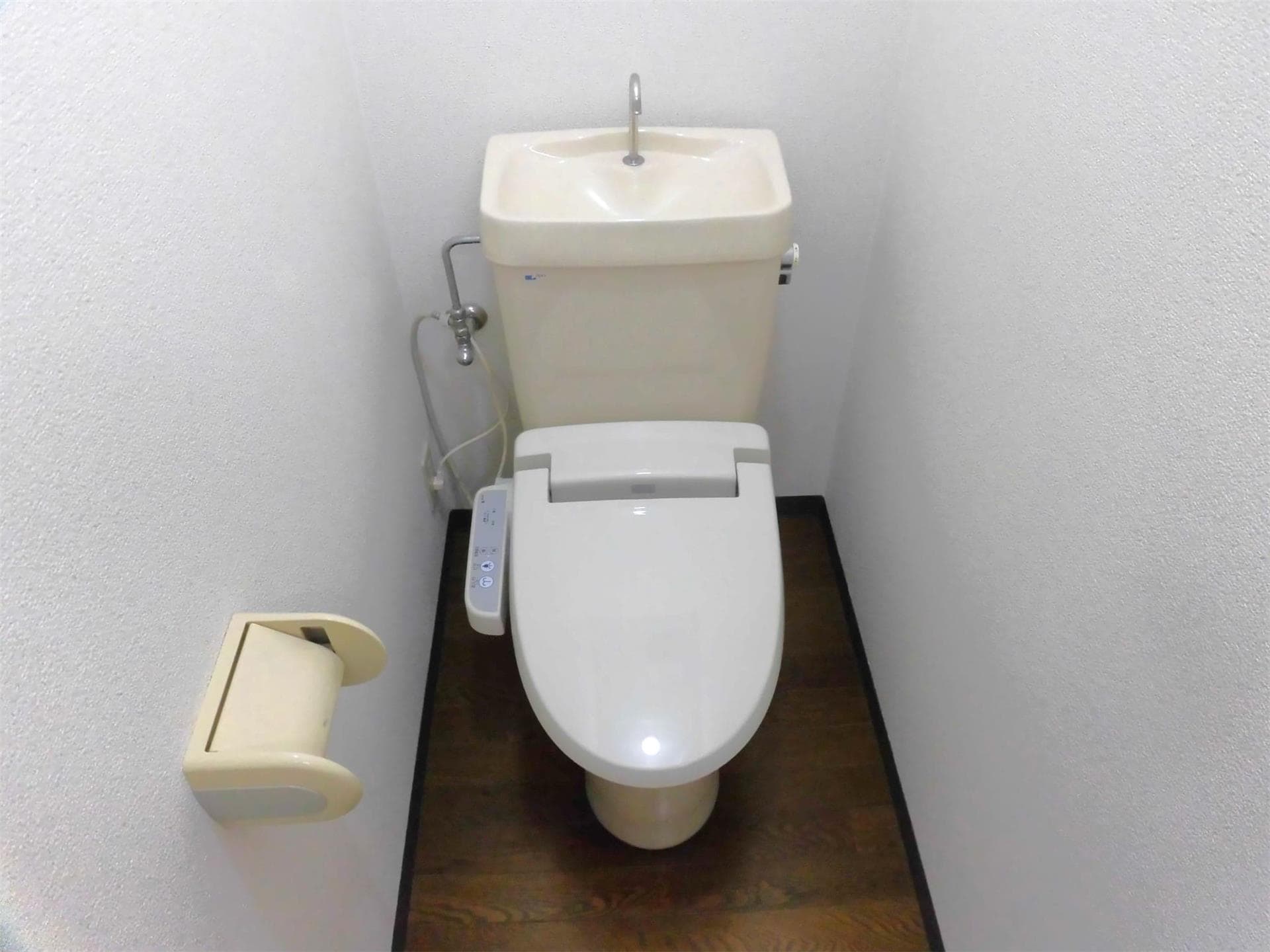 トイレ サイレントハウス