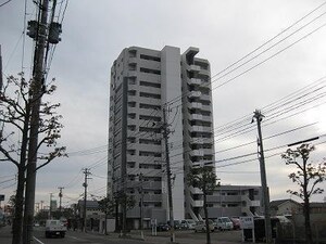 サンデュエル広面II