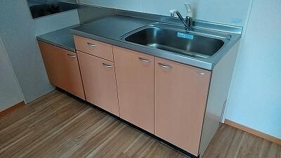 キッチン プリエ豊町　C