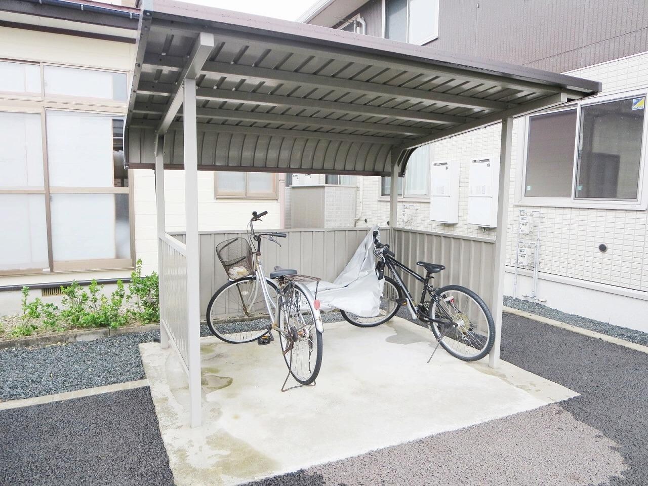 駐輪場 ウィット富樫