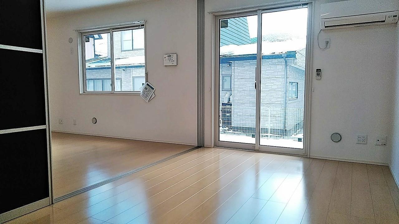 居室 アルカンシェル茨島