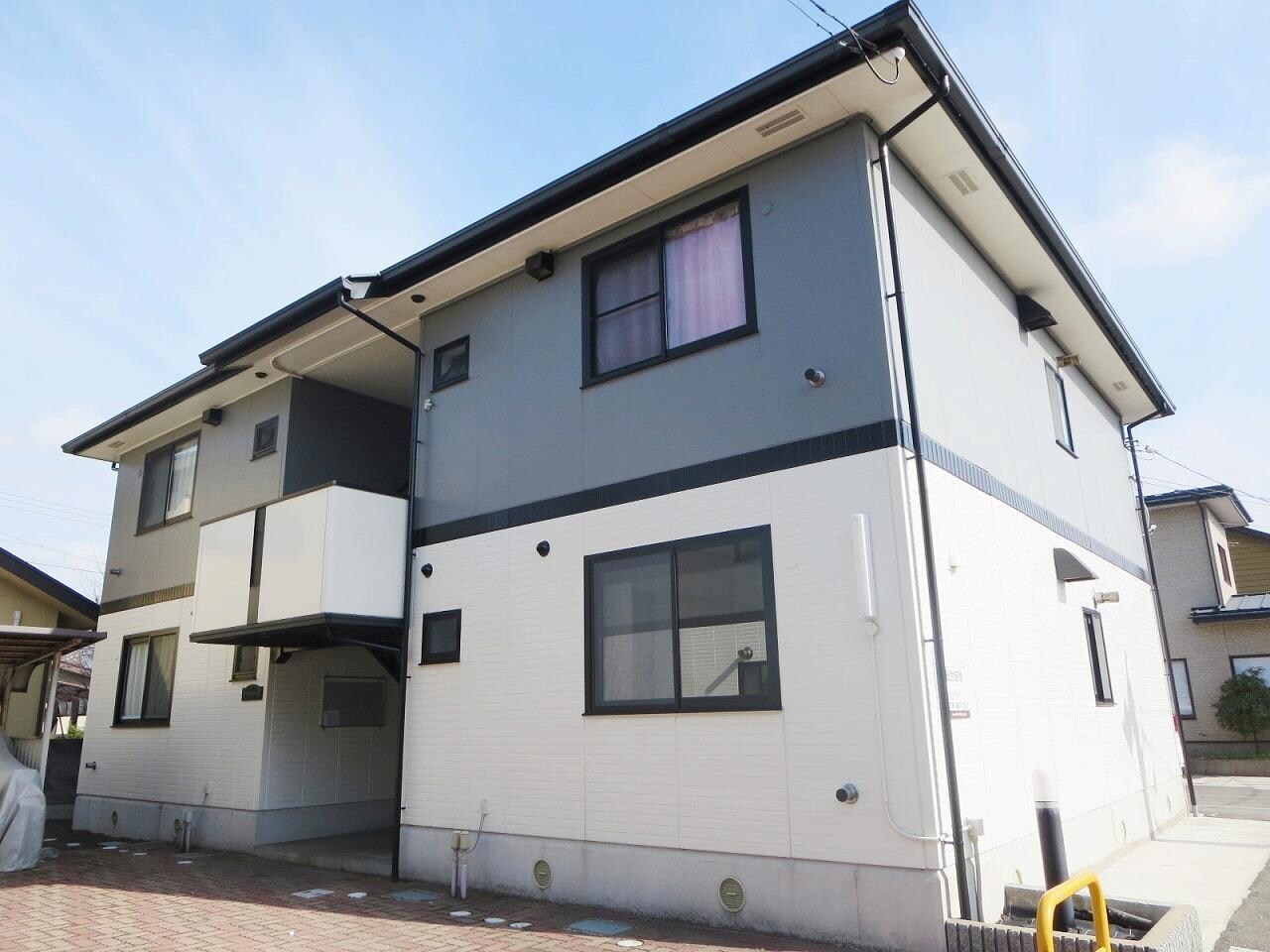 ＜建物外観＞ ロイヤルキャステージB棟