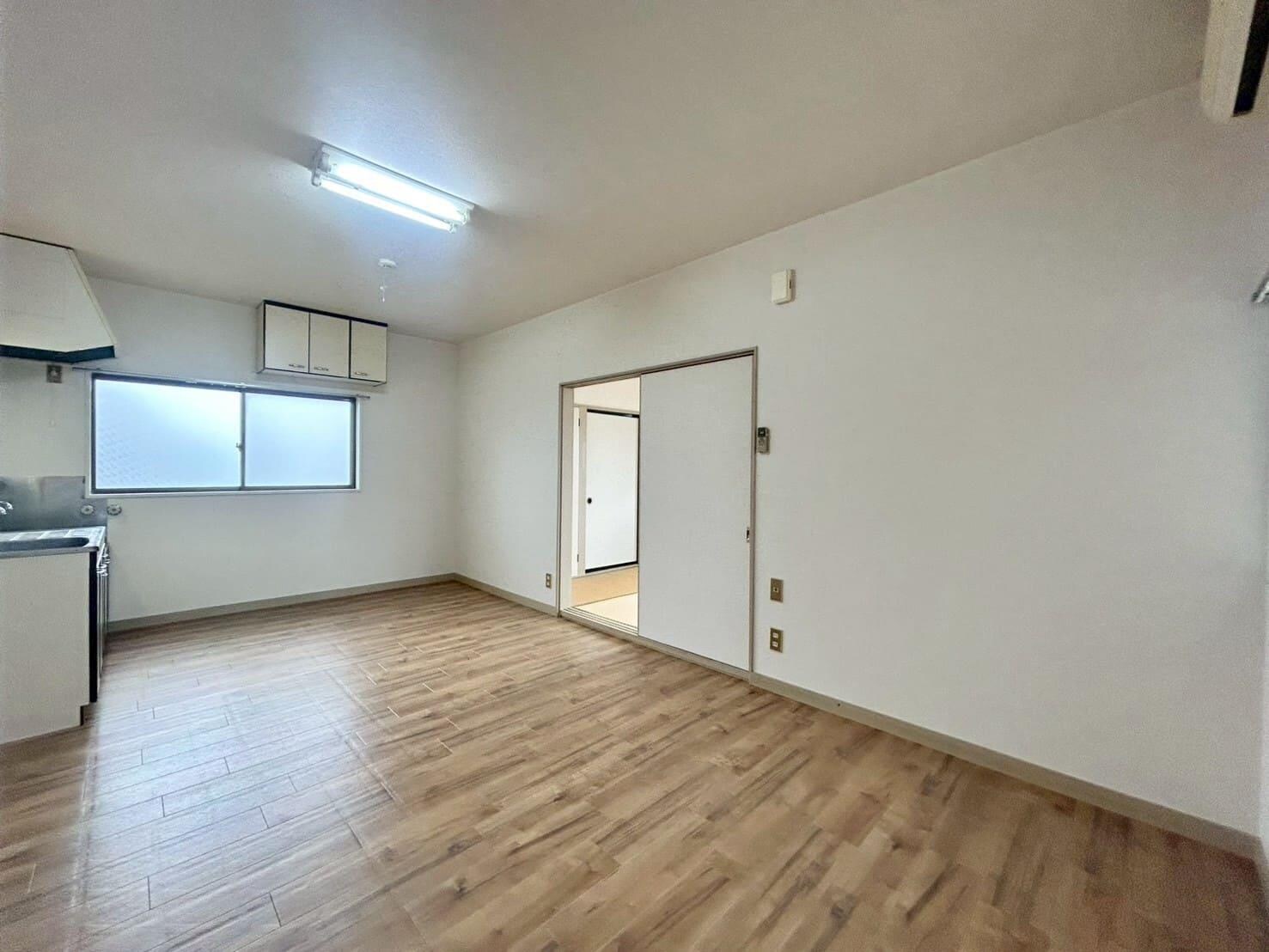 リビング ファミール佐伯