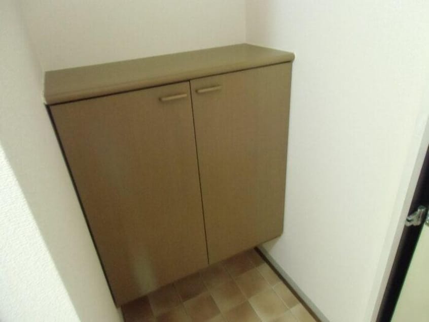 シューズBOX TRICOSAサイトウ