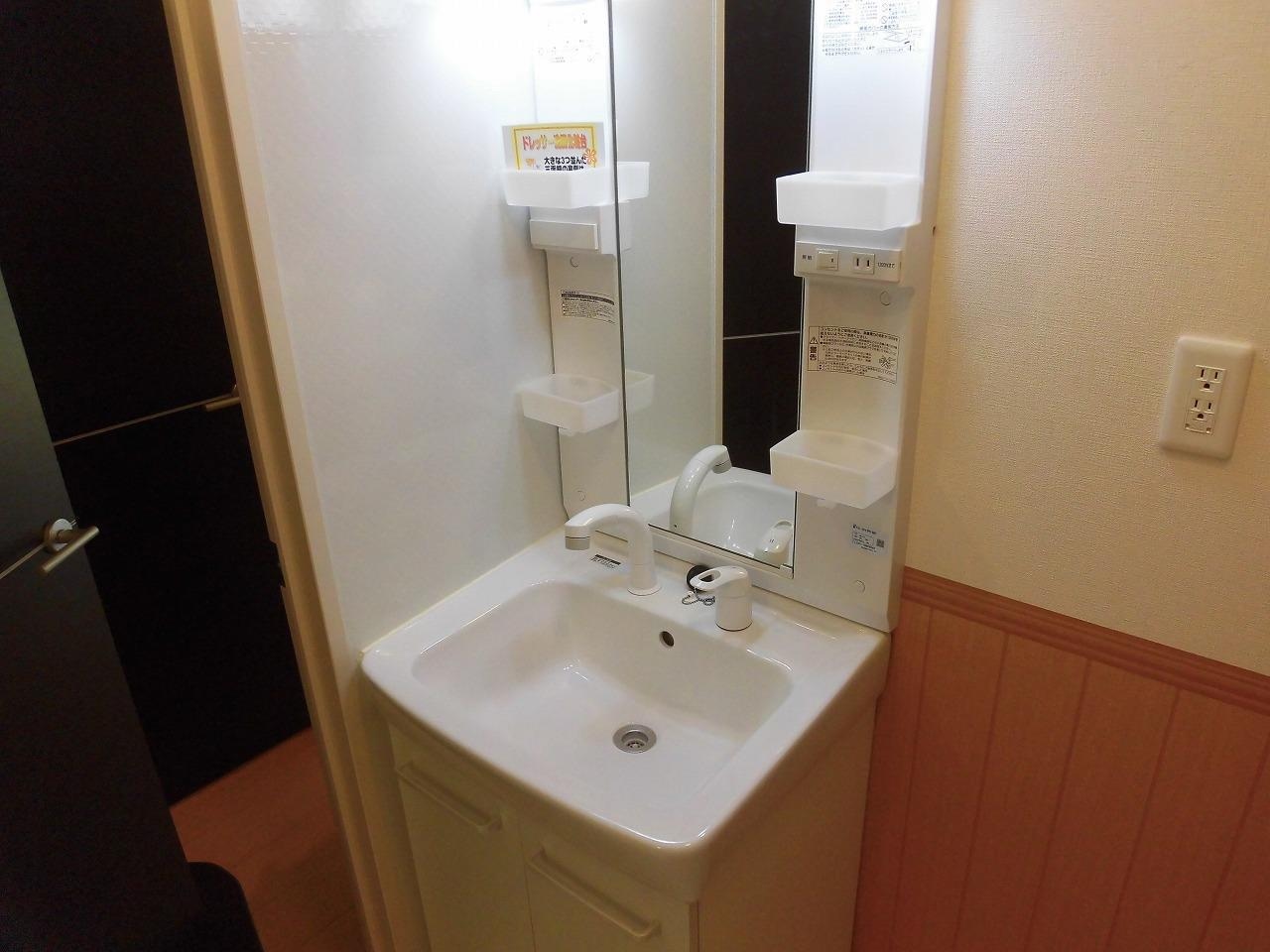 洗面化粧台 オリビエスルプリューメ