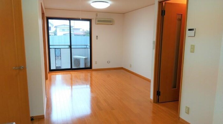 リビング クレール一ツ森