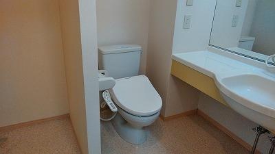 トイレ コスミオンセブン