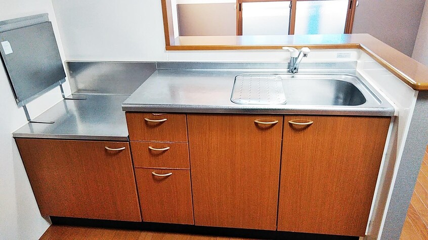 キッチン ロイヤルタウン広面　Ａ