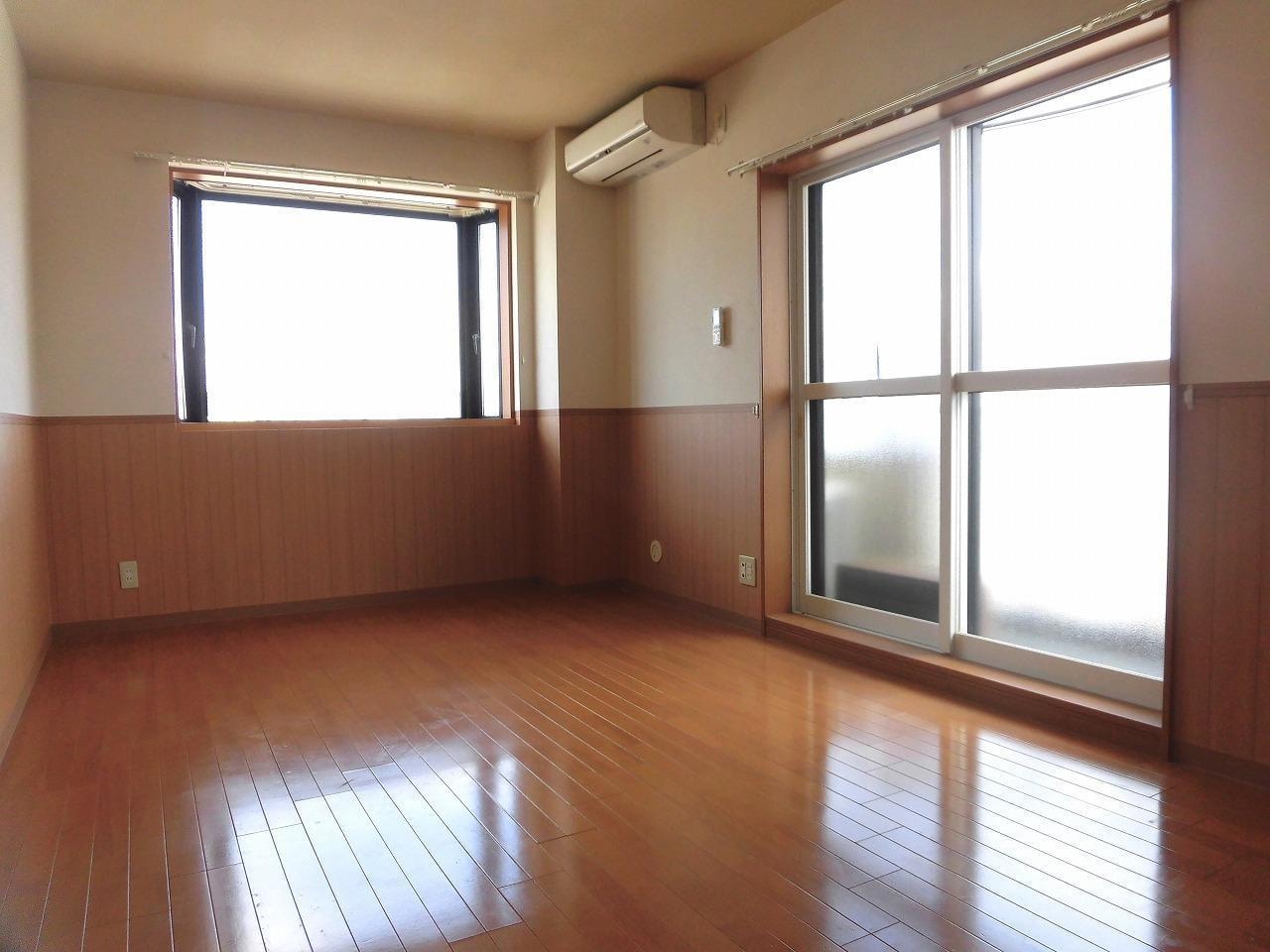 洋室 岩田マンション