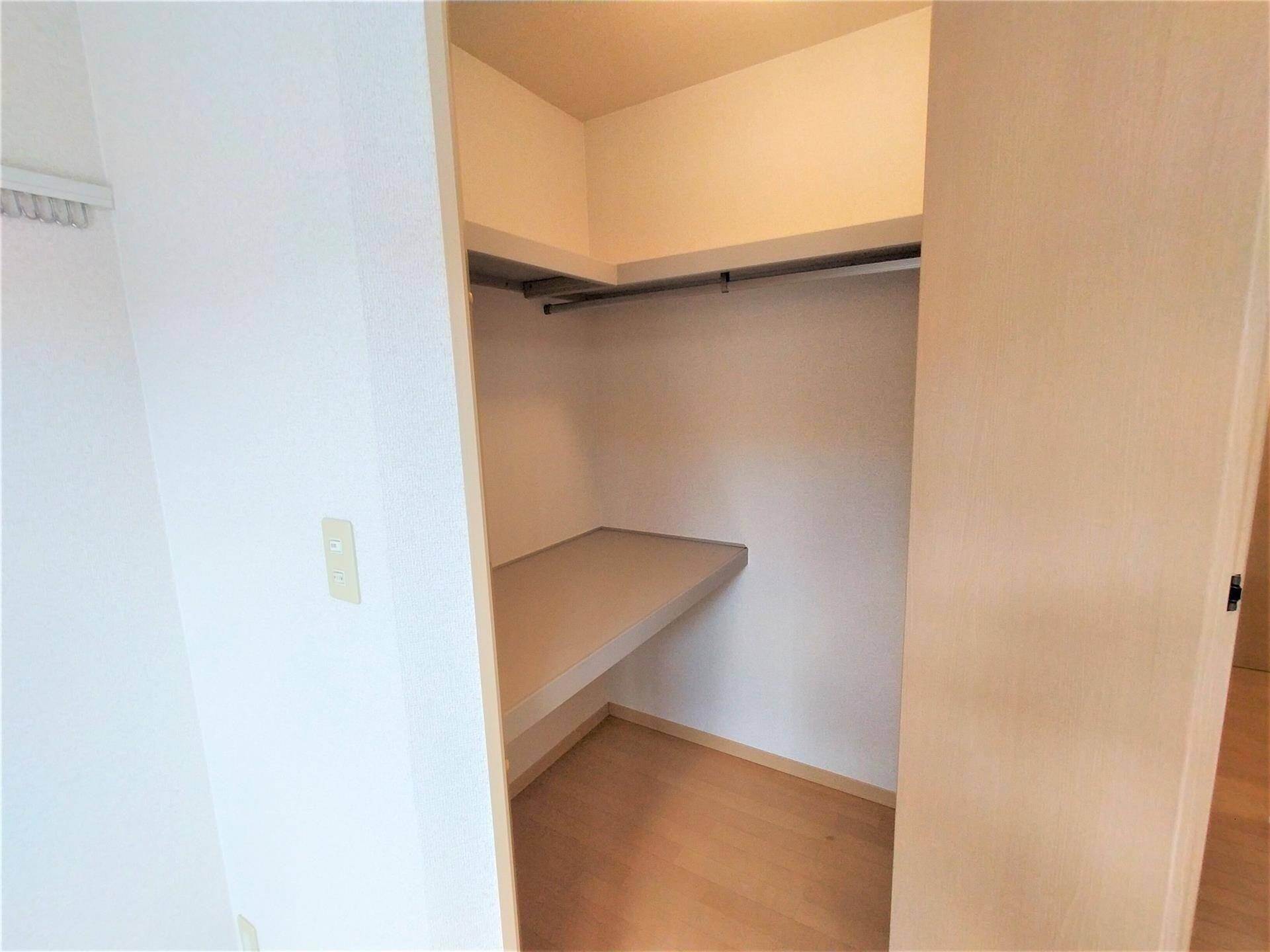 ウォークインクローゼット ラーマヤナ