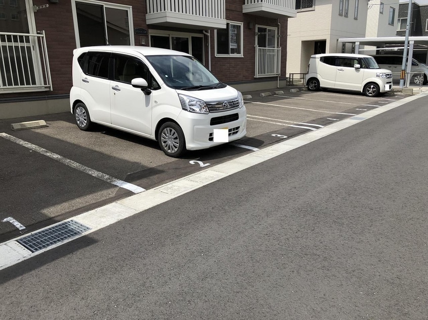 駐車場 ドミール三和