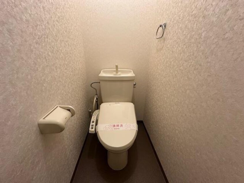 トイレ ロイヤルガーデン広面Ｃ